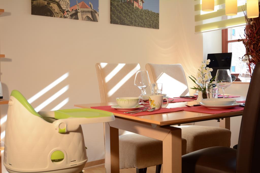 Ferienwohnung Domschatz ناومبورغ الغرفة الصورة
