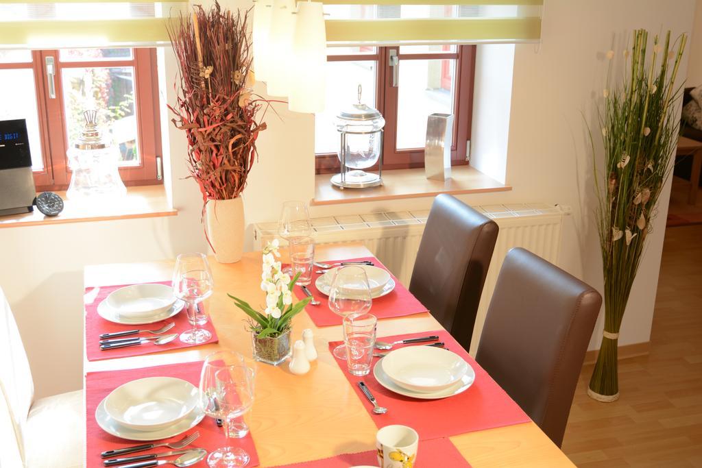 Ferienwohnung Domschatz ناومبورغ الغرفة الصورة