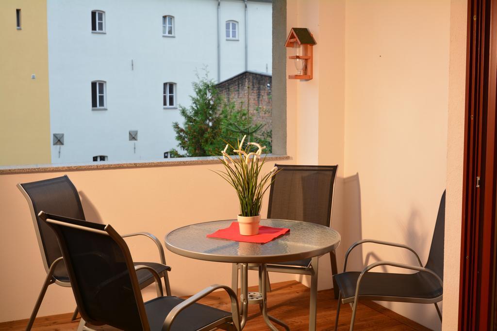 Ferienwohnung Domschatz ناومبورغ الغرفة الصورة